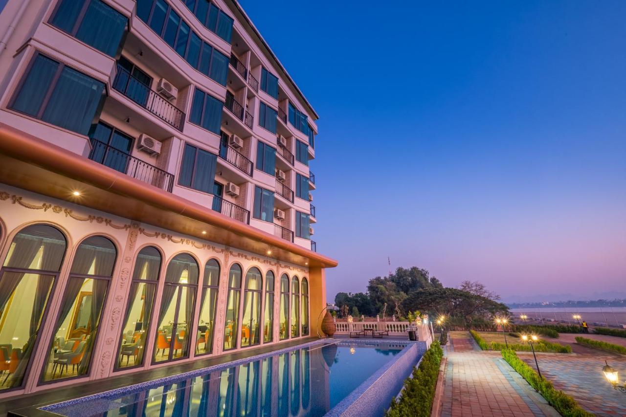 Mekong Heritage Hotel Nakhon Phanom Exterior foto